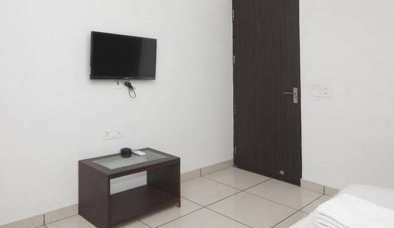 TG Stays DLF Cyber City, Gurgaon 3